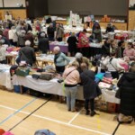 Tout le monde regarde